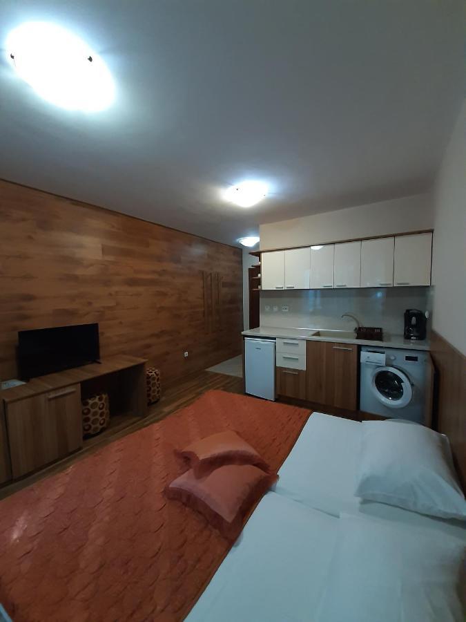 Private Rooms Silvia Varna Exterior photo