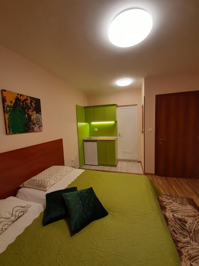 Private Rooms Silvia Varna Exterior photo