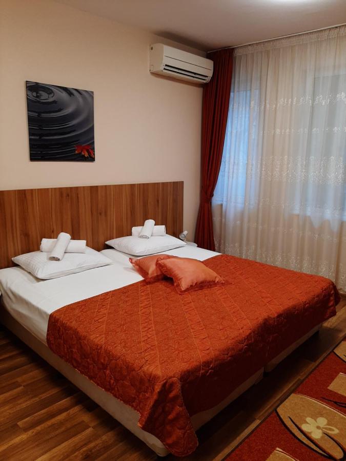 Private Rooms Silvia Varna Exterior photo