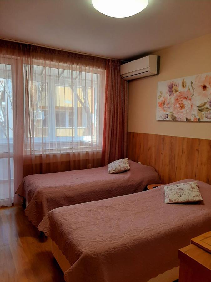 Private Rooms Silvia Varna Exterior photo
